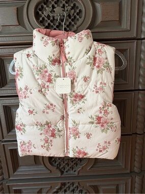 NWT - Altar’d State Floral Puffer Vest in Pink and Cream (Sz XXS).